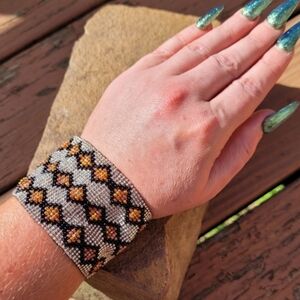 BEADED BOHO GYPSY  CHUNKY DIAMOND DESIGN BRACELET